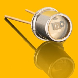 SG01S-18 (UV Broadband, 0.06 mm2, TO-18)