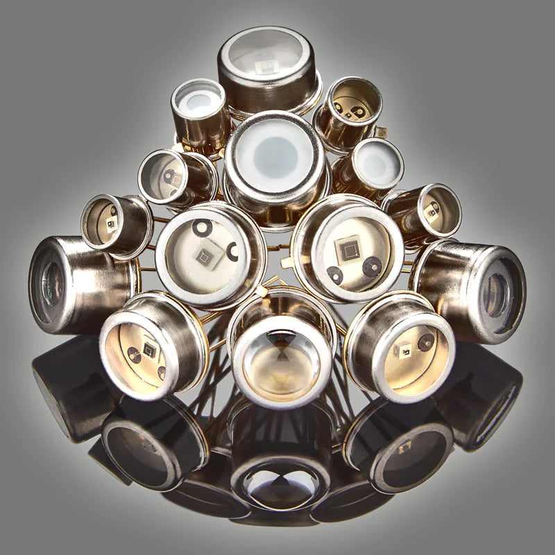 SG03R20-5 (UV Broadband+VUV), 2.0 mm2, TO-5)