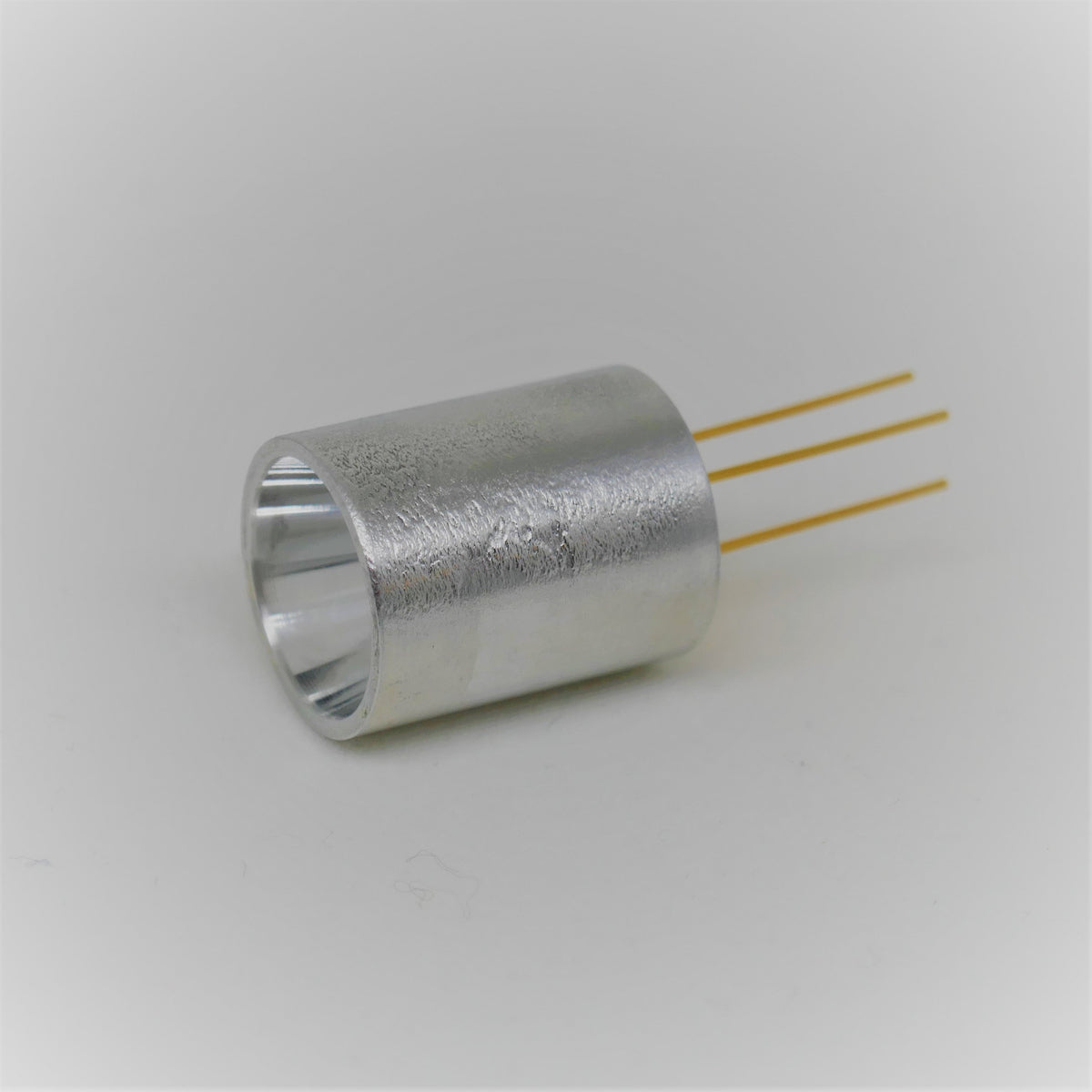 IR-70 and IR-75 650 mW Pulsable IR Emitters TO-39