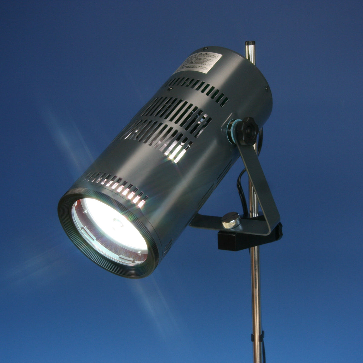 Xelios 100W Artificial Solar Lighting